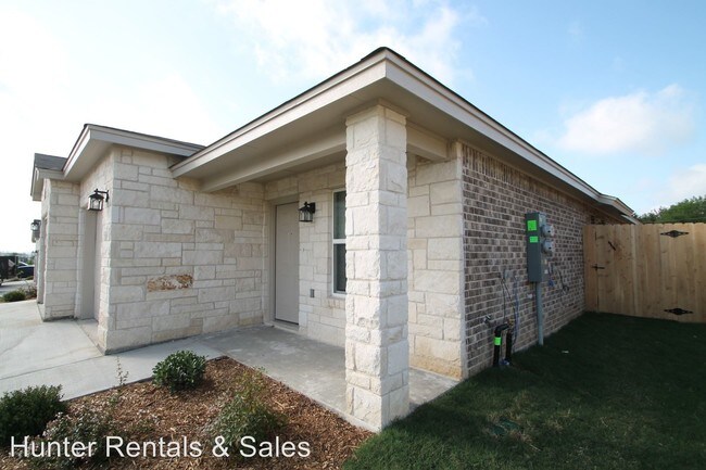 Foto del edificio - 312 Lowes Blvd