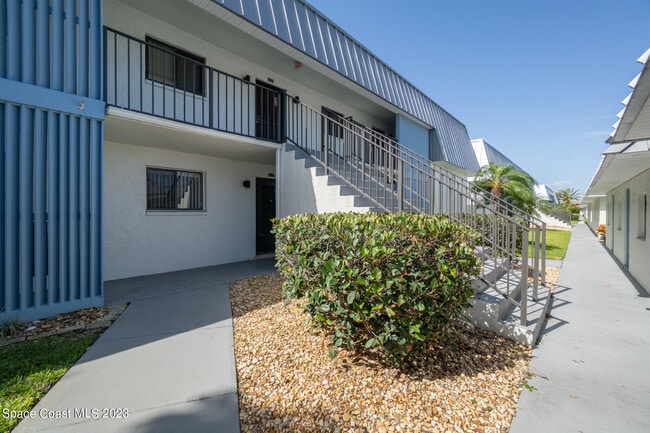 Building Photo - 205 S Banana River Blvd