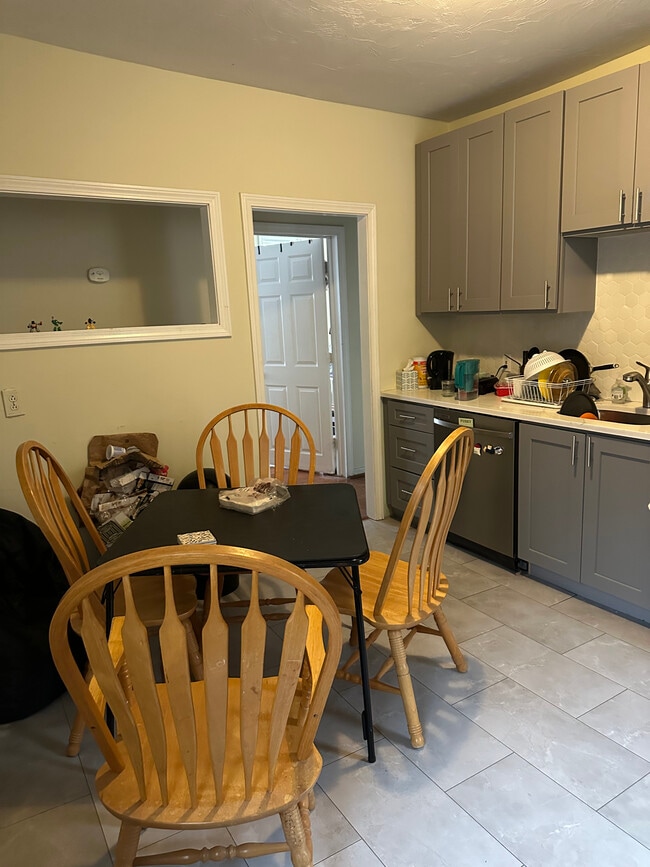 Photo - 822 Huntington Ave Apartment