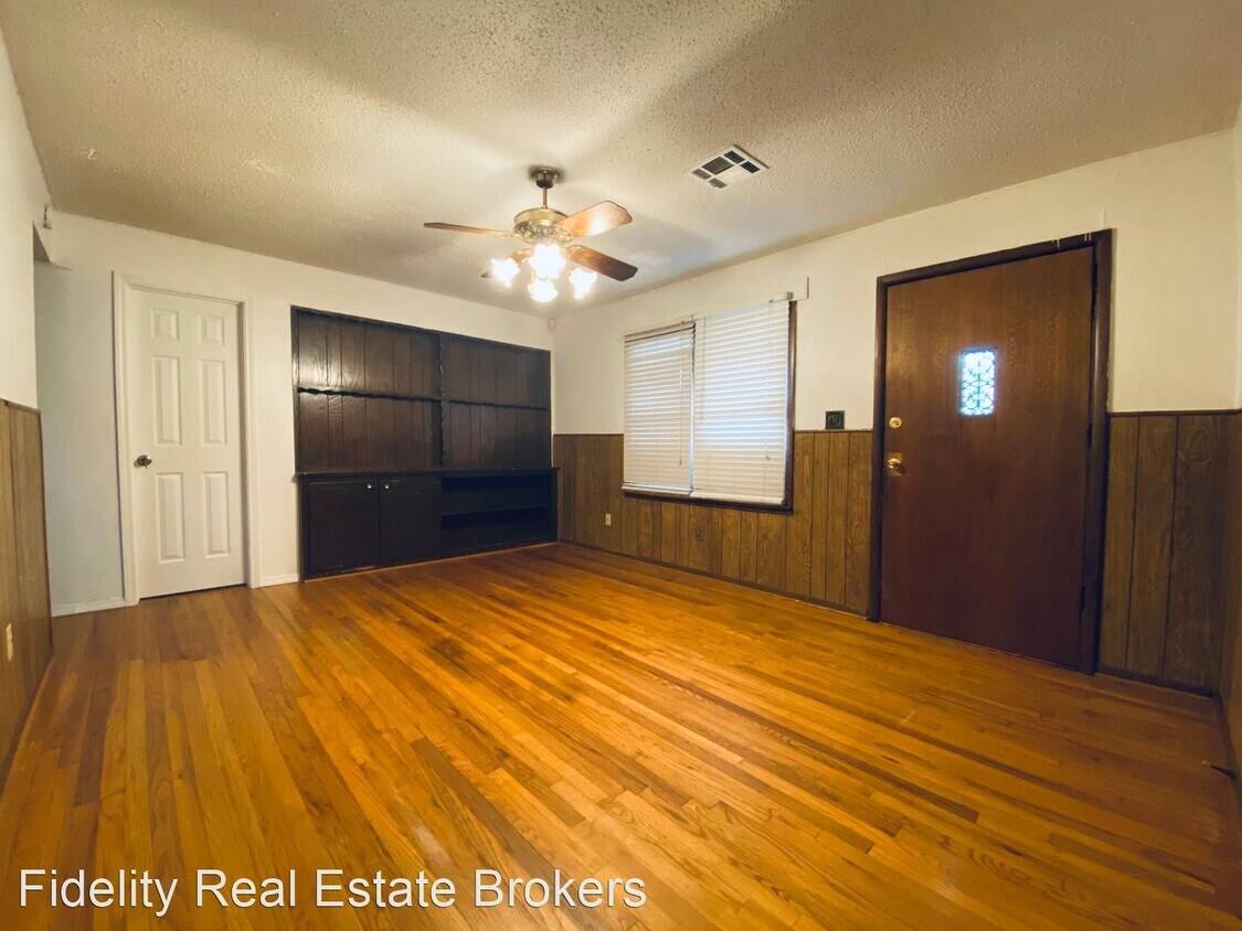 Primary Photo - 3 br, 1 bath House - 3901 S Youngs Blvd