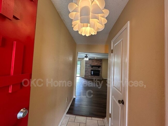 Building Photo - 3110 N Wheeler Cir