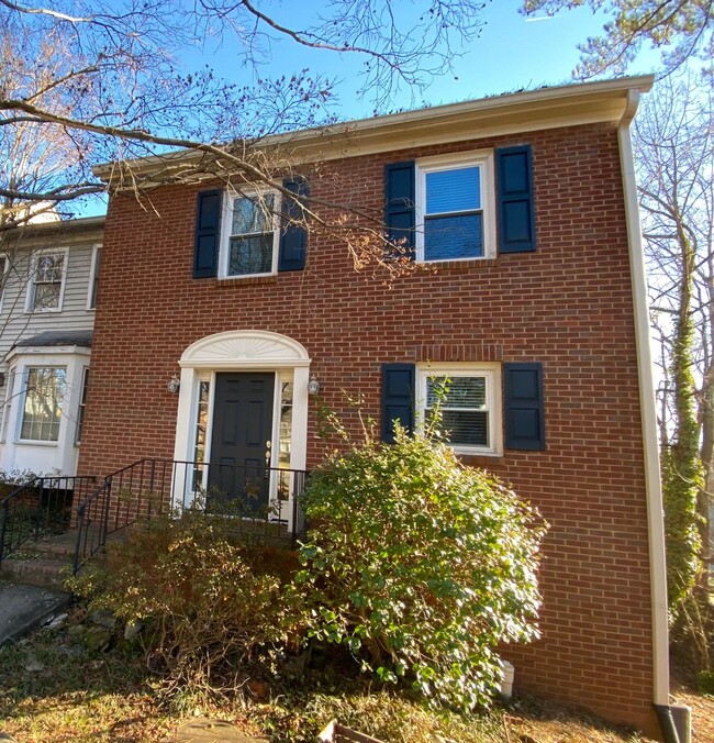 Building Photo - 1435 Old Virginia Ct SE