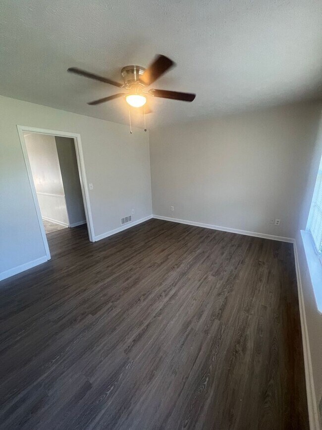 Foto del edificio - 3112 Dove Ct