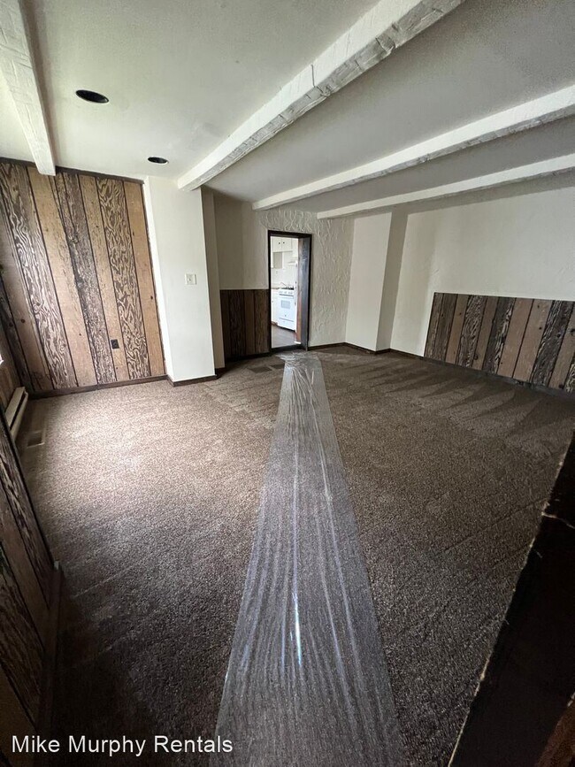 Building Photo - 4 br, 1.5 bath House - 357 Spruce Street