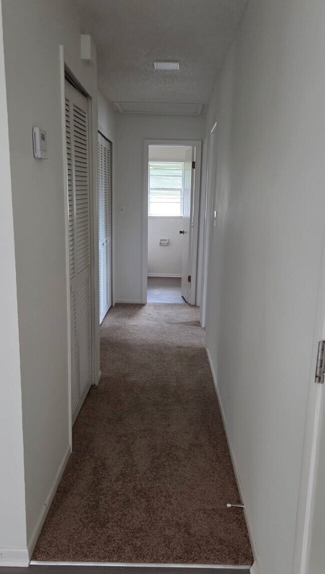 Foto del edificio - 6805 Bonavista Ct