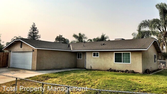 Foto del edificio - 3 br, 2 bath House - 1496 E. Cypress Ave.