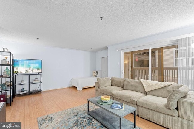 Foto del edificio - 1504 Lincoln Way