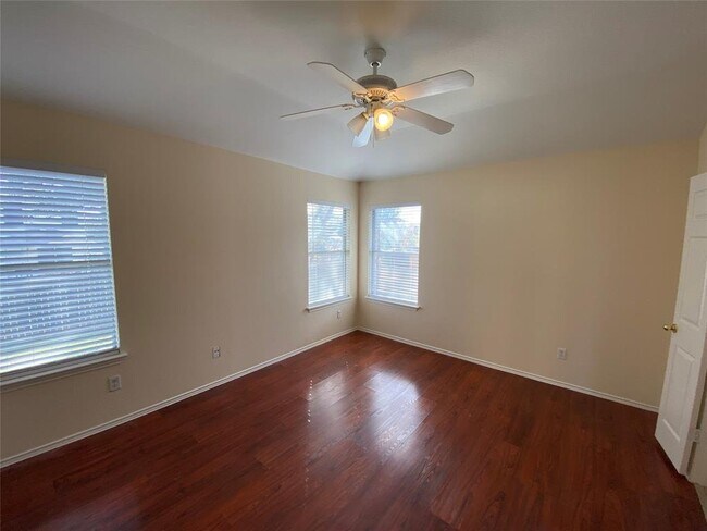 Building Photo - 1705 Barilla Mountain Trail, Round Rock, T...