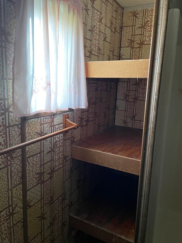 Foto principal - 2 bed 1 bath trailer house