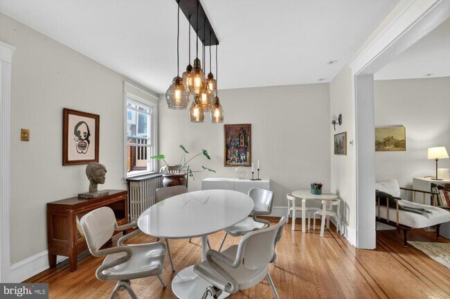 Foto del edificio - 3455 W Queen Ln