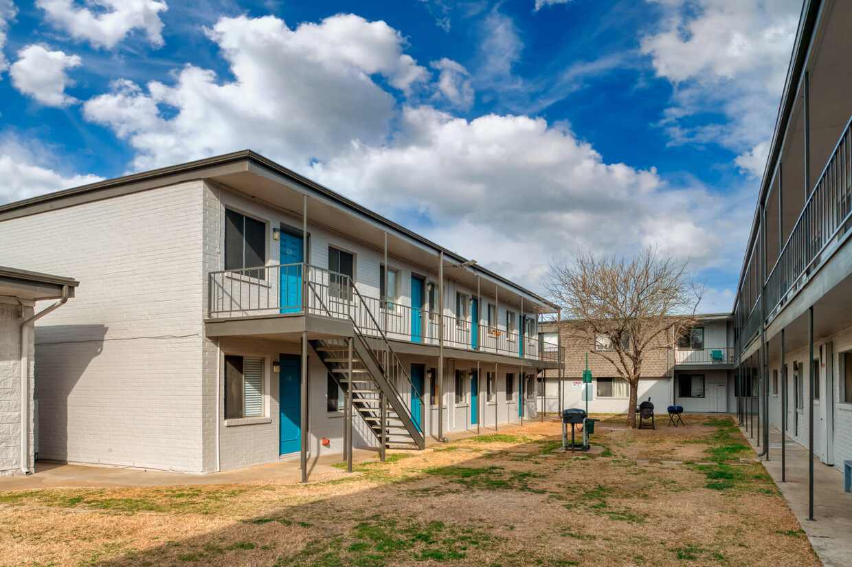 Studio Apartments Euless