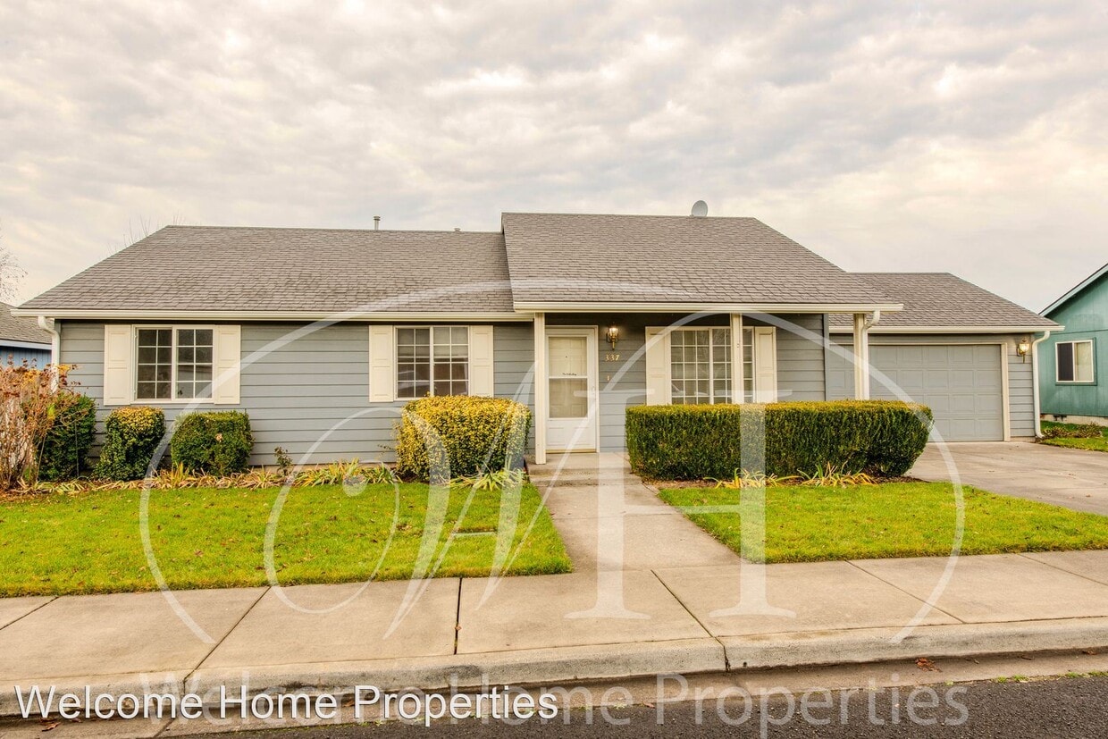 Primary Photo - 3 br, 2 bath House - 337 NE Kingwood Place