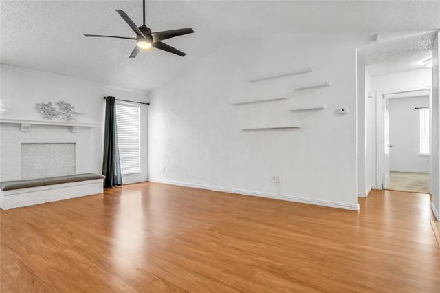 Foto del edificio - 1600 Fieldstone Ct
