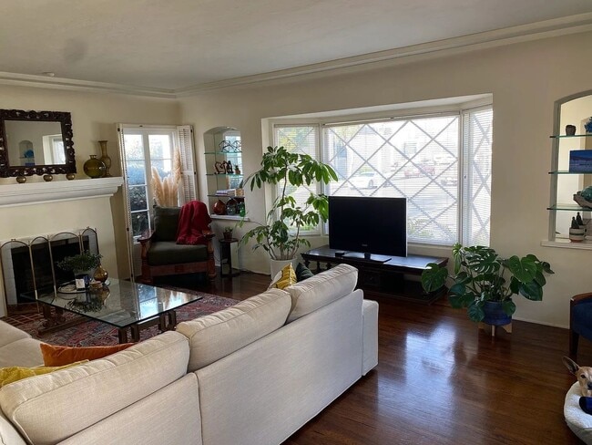 Foto del edificio - 4893 Niagara Ave