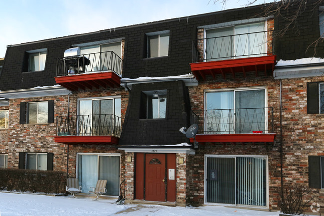 Building Photo - Mansard Lane Apartments