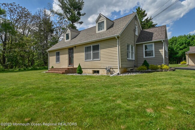 Building Photo - 86 County Rd 539