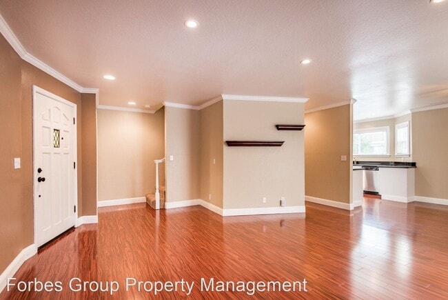 Building Photo - 2 br, 2.5 bath House - 1325 Fruitdale Ave