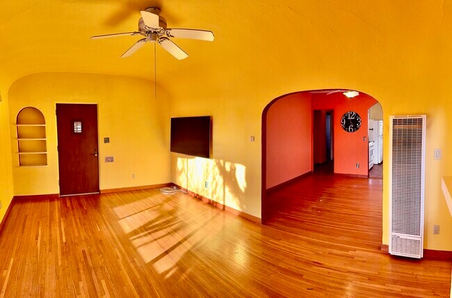 Living room & dinning room - Spanish style - 4383 42nd street