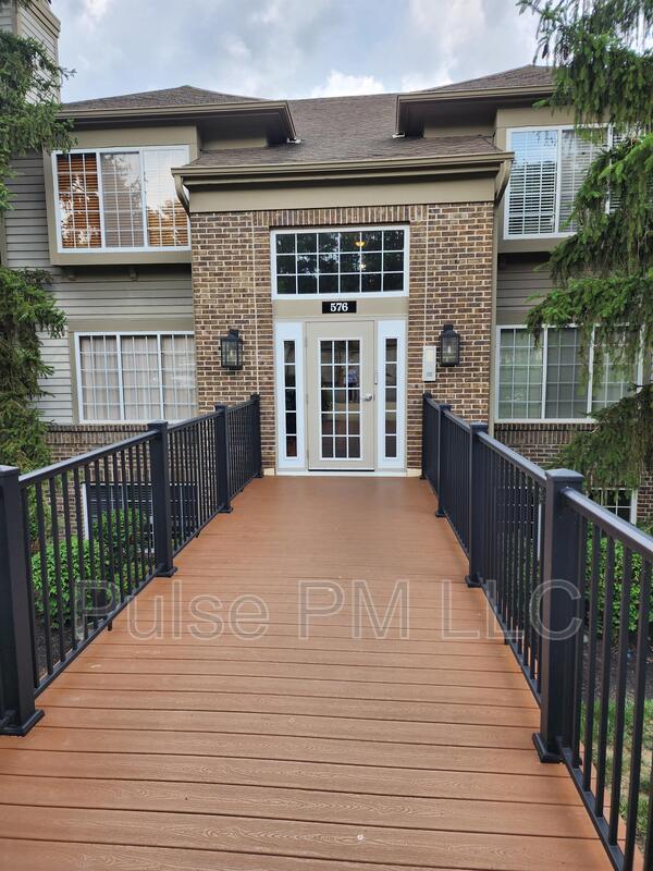 576 Cloverfield Ln, Fort Wright, KY 41011 Condo for Rent in Fort