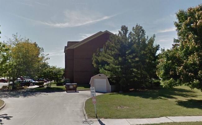 Foto del edificio - 2000 N Blanchard St