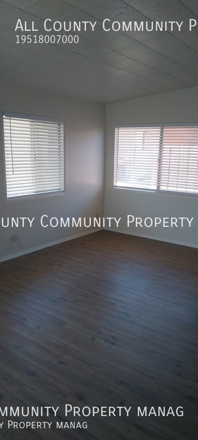 Building Photo - 6377 Hermosa Ave