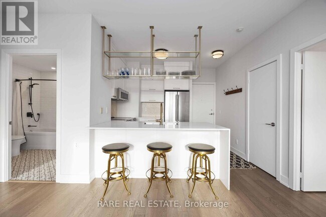 Photo du bâtiment - 90 Stadium Rd