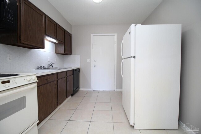 Foto del edificio - 10151 Guidy Ln