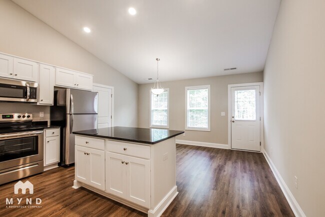 Building Photo - 4250 Burgin St
