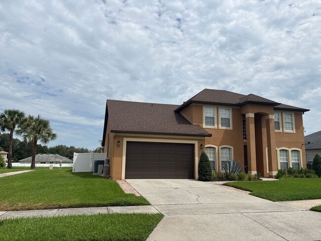 Building Photo - 353 Lake Amberleigh Dr