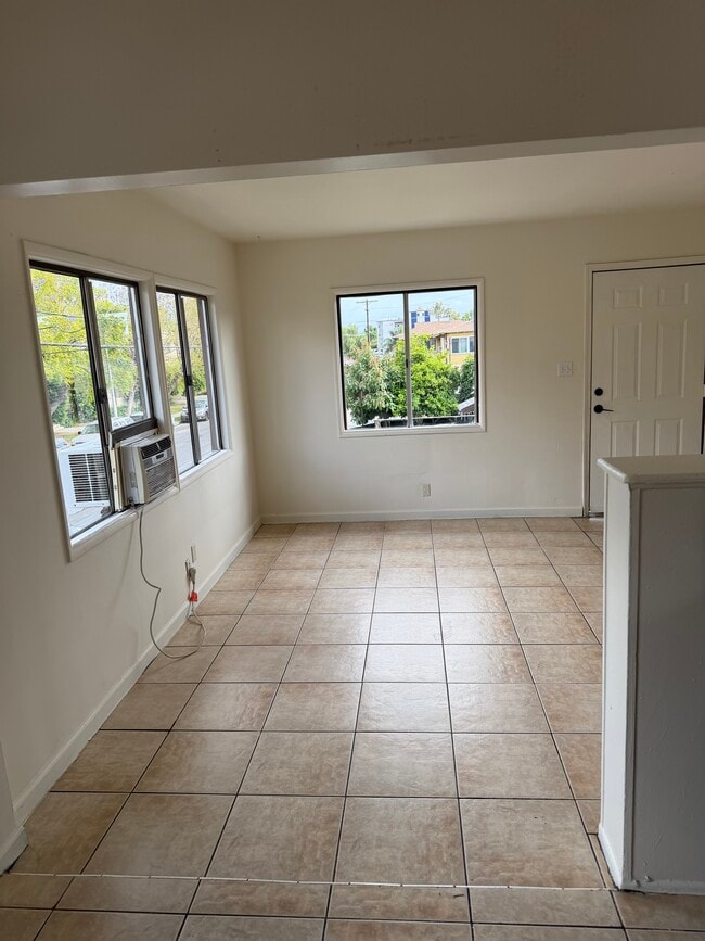 Building Photo - 15231 Acre St