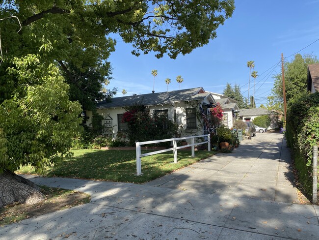 Driveway to garage - 104 N Sierra Bonita Ave