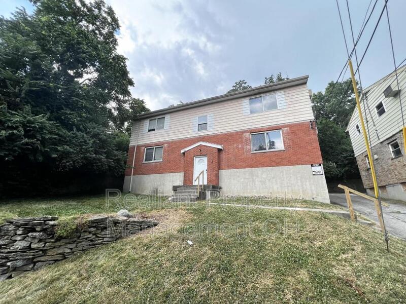 Primary Photo - 1729 Grand Ave