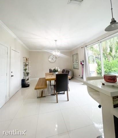 Foto del edificio - 3 br, 2.5 bath House - 8785 NW 6th St