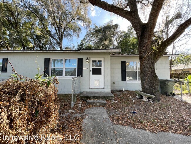 Building Photo - 3 br, 2 bath House - 116 N. College St. Un...