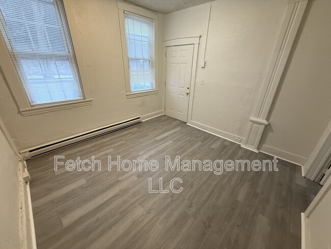 Foto del edificio - 114 S Prince St