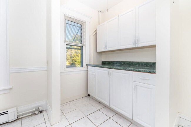 Foto del edificio - 124 Park Rd