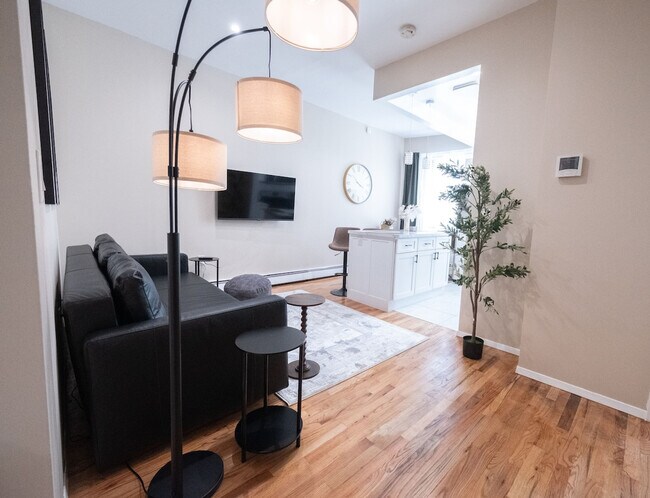 Foto del edificio - 247 W 113th St
