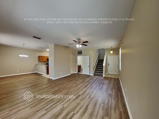 Building Photo - 576 Sandy Ridge Dr