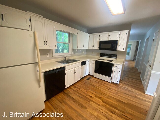 Foto del edificio - 3 br, 2.5 bath House - 1302 Primrose Place