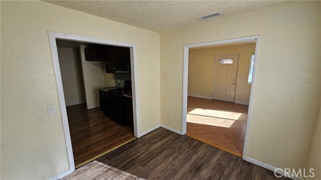 Foto del edificio - 6851 Marguerita Ave