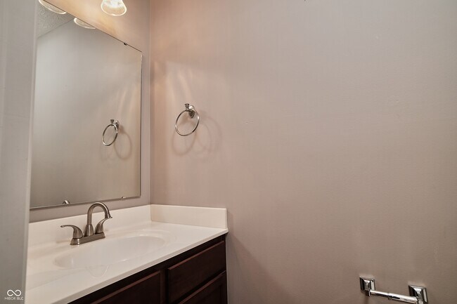 Foto del edificio - 11813 Traymoore Dr