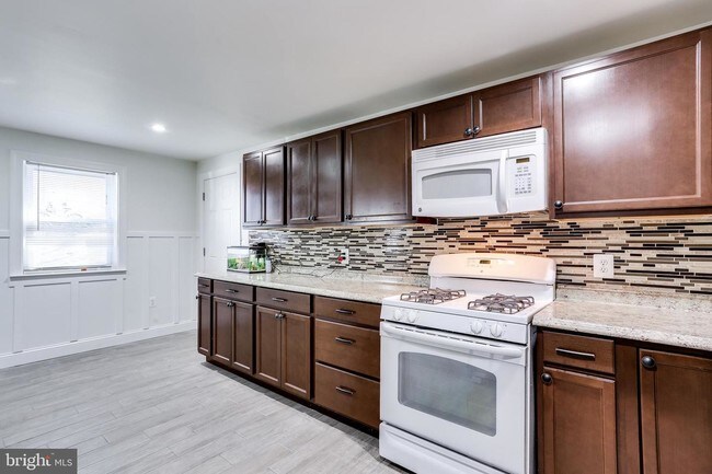 Foto del edificio - 8483 Frederick Rd