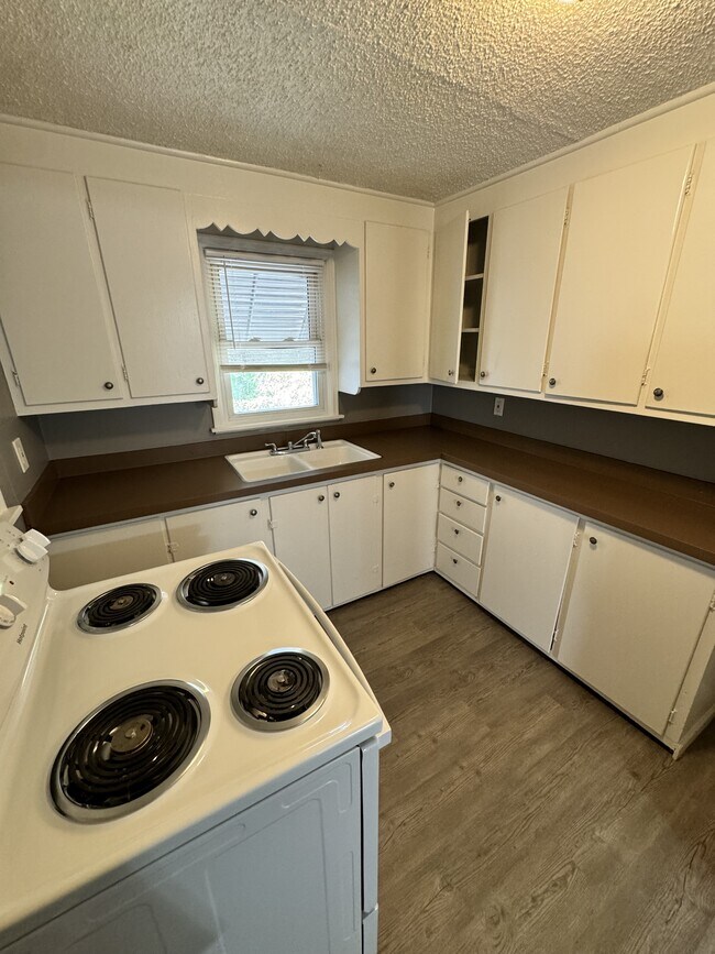 Foto del edificio - 1412 N McCoy St
