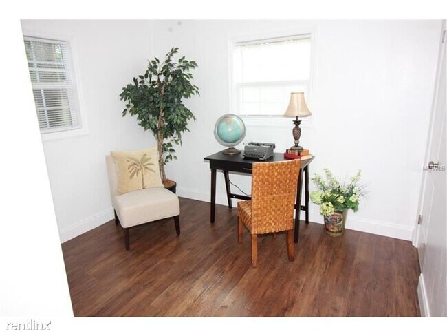 Building Photo - 3 br, 2 bath House - 2883 13th Ave N UNIT