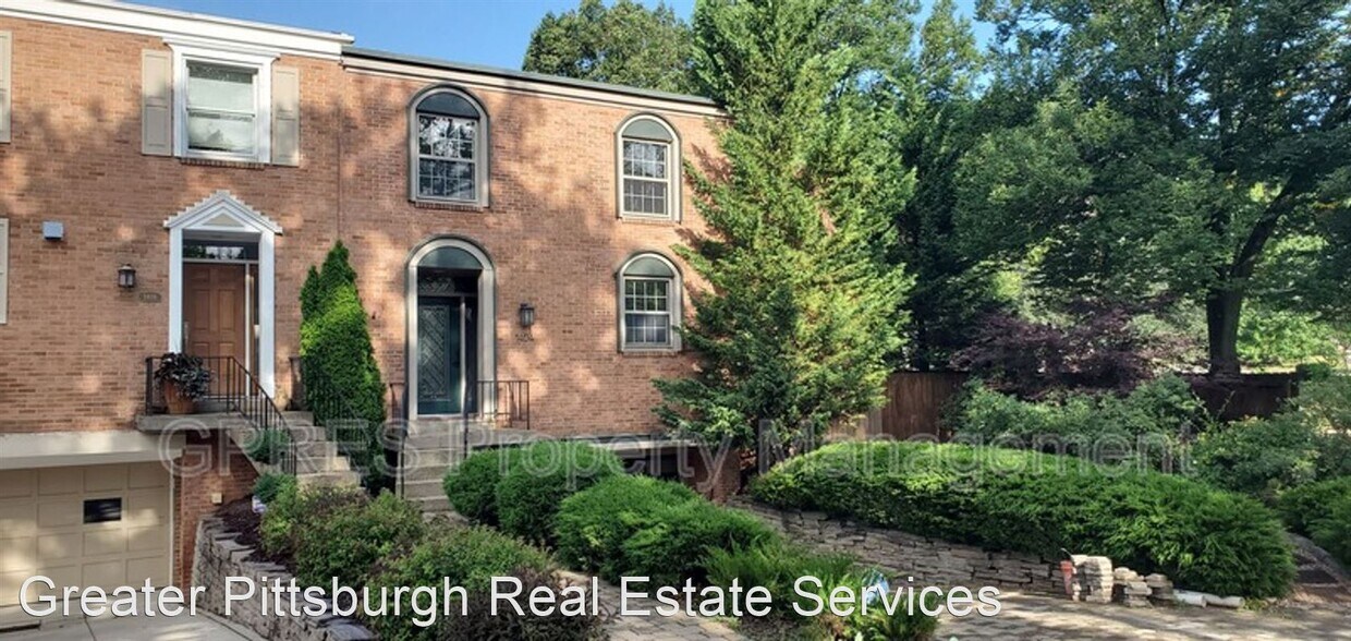 Primary Photo - 3 br, 2.5 bath House - 1404 Barnsdale St.