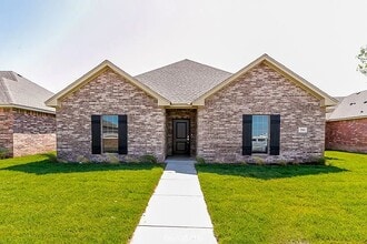 Building Photo - 7915 Legacy