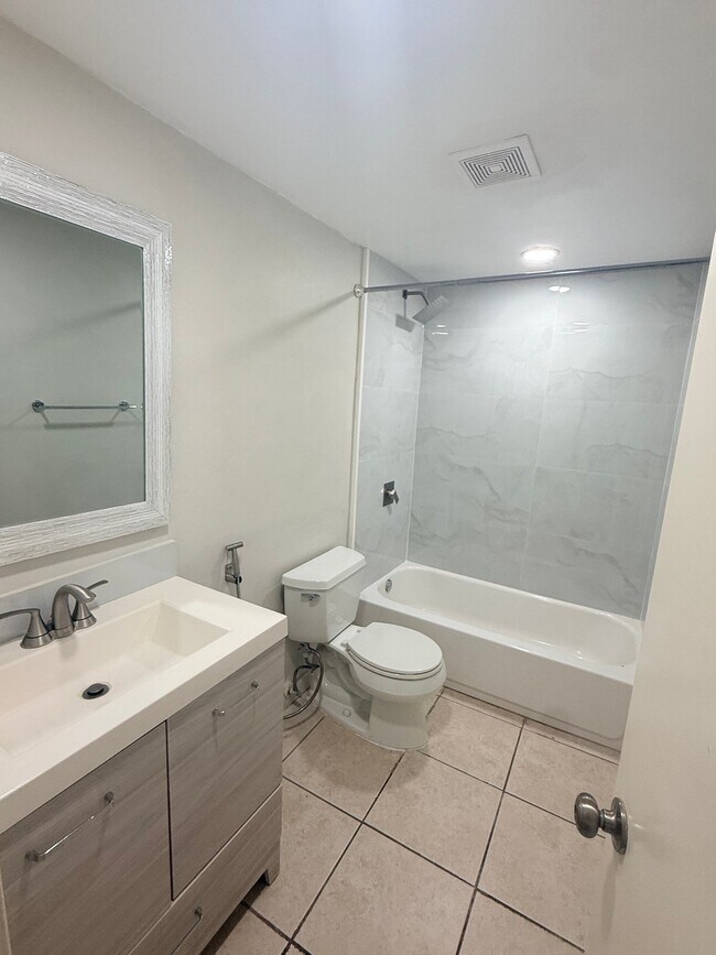 Foto del edificio - 9611 SW 77th Ave
