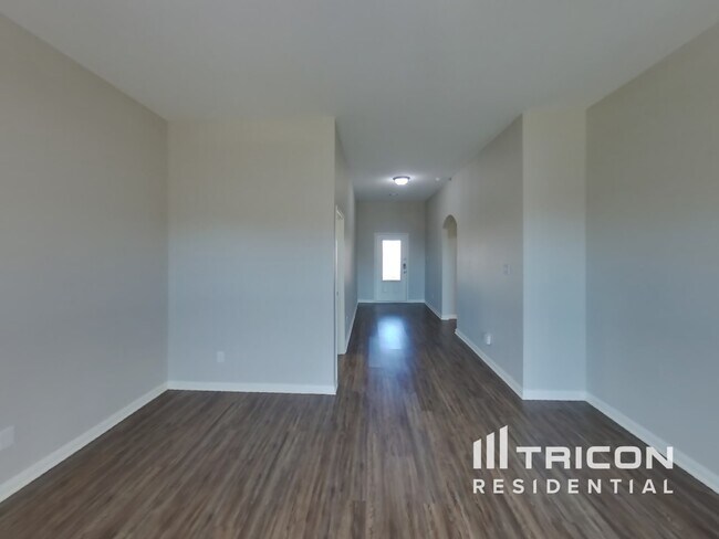 Building Photo - 1517 Millennium Dr