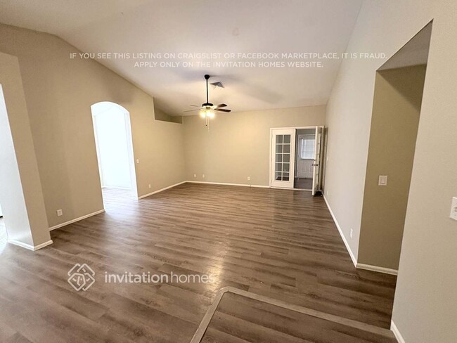 Building Photo - 222 N Heritage Dr