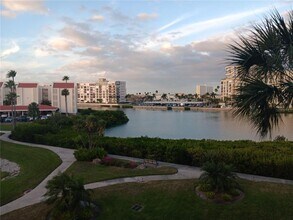 Building Photo - 7871 Sailboat Key Blvd S